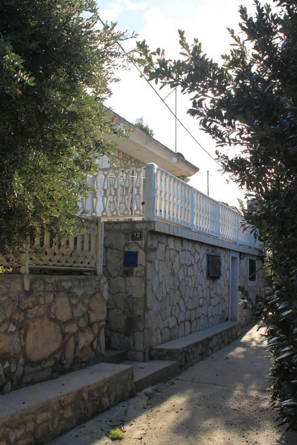 Apartments By The Sea Milna, Vis - 8913 מראה חיצוני תמונה