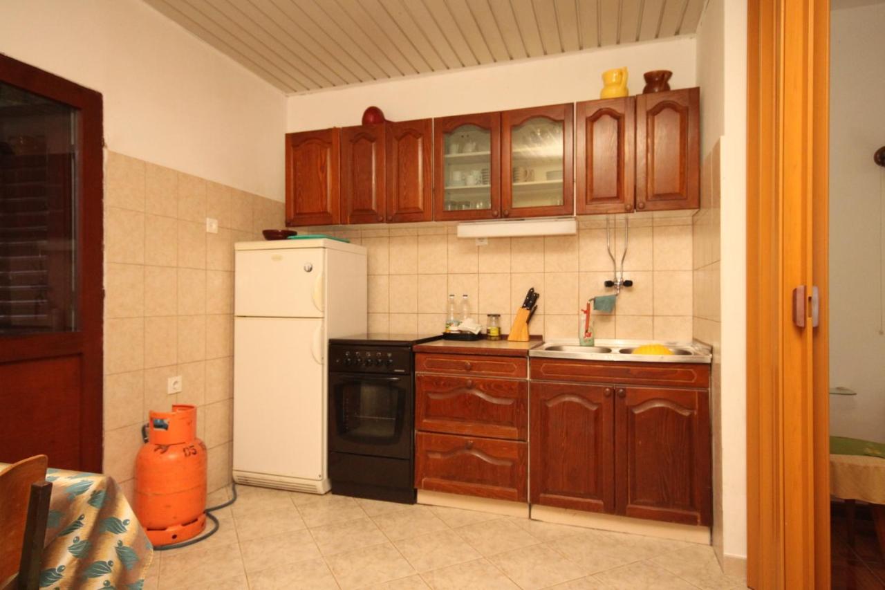 Apartments By The Sea Milna, Vis - 8913 מראה חיצוני תמונה